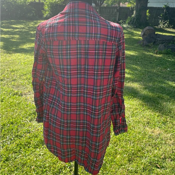 Fun & Flirt Plaid Shirt - Picture 4 of 7